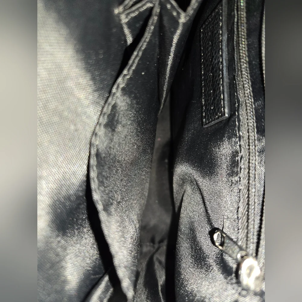 Tahari shoulder bag - Picture 15 of 16